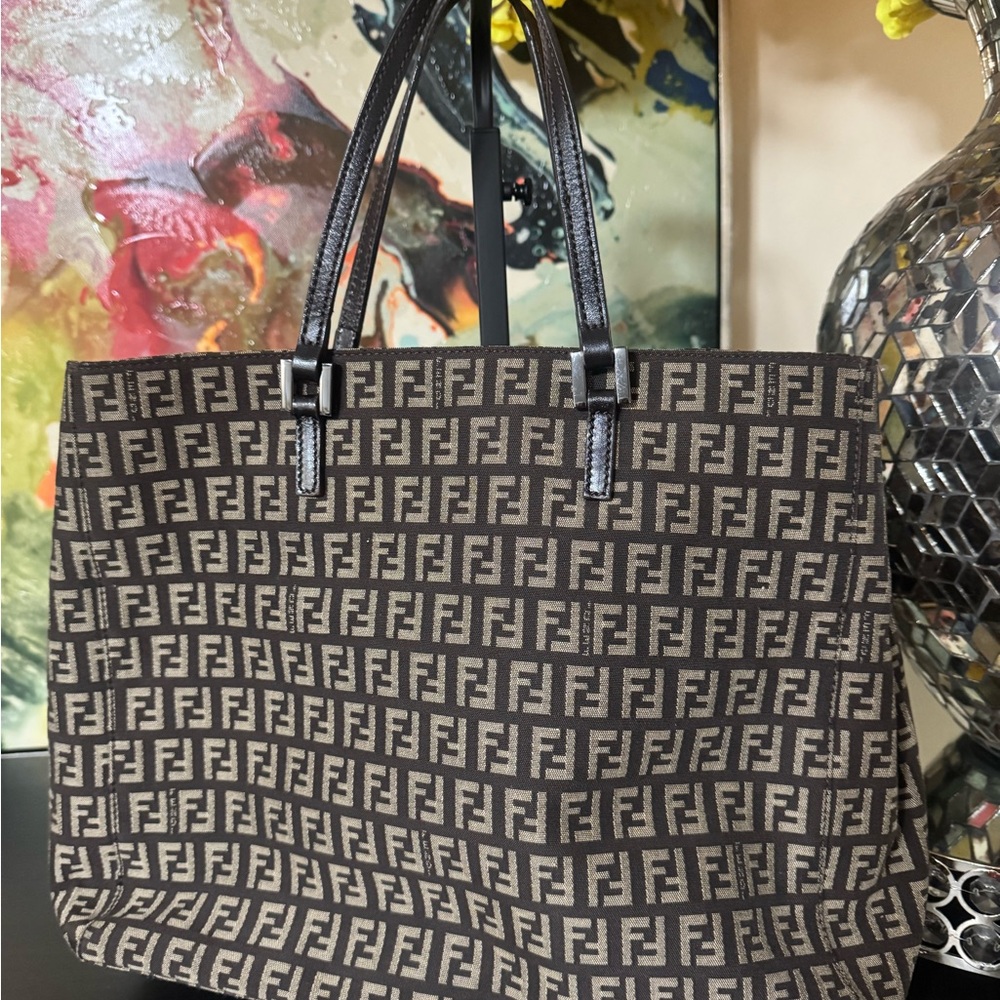 Fendi Brown and Black Women's Tote Bag / Includes C.O.A - Picture 8 of 9